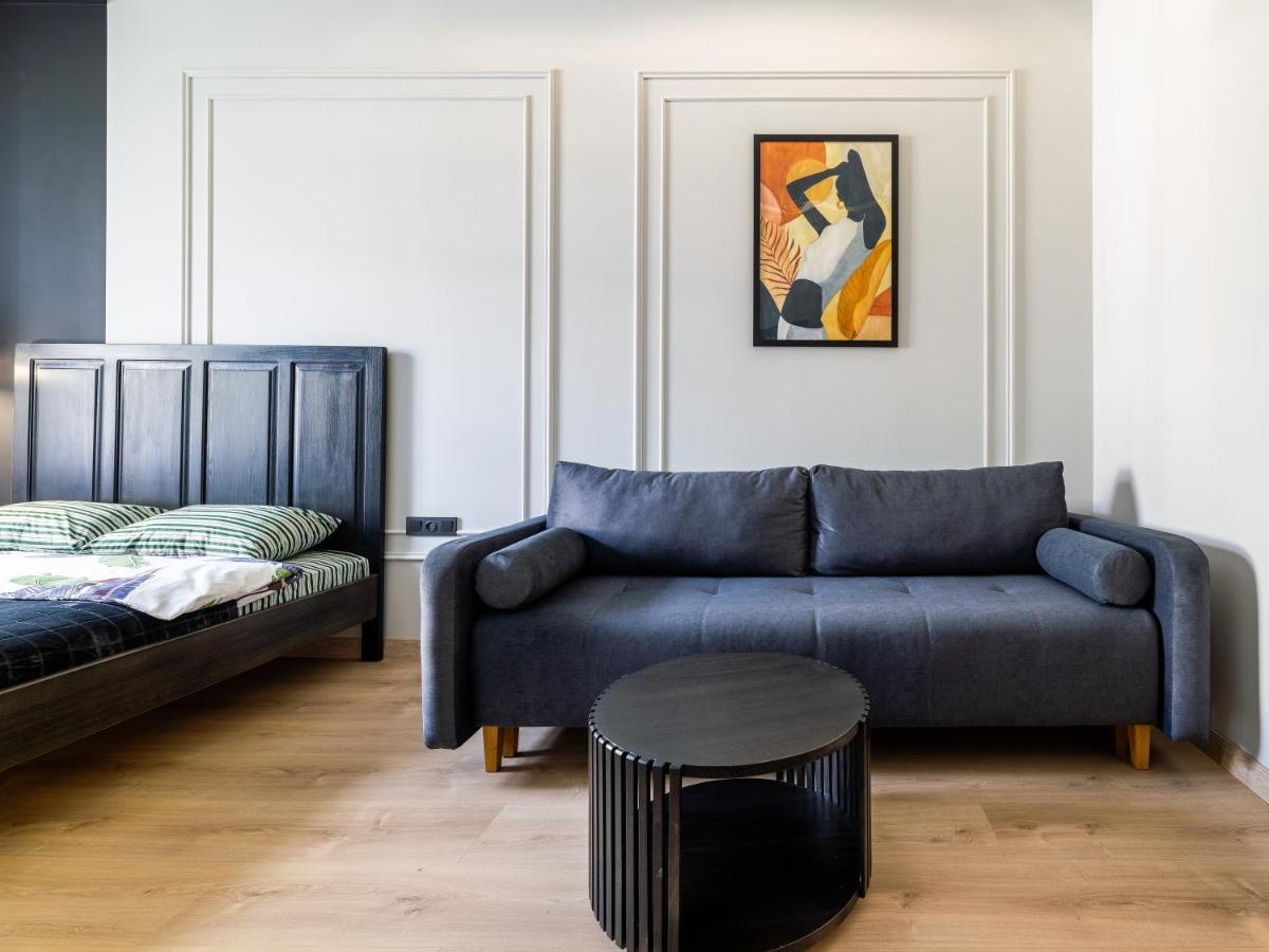 Modern Apartment リヴィウ エクステリア 写真