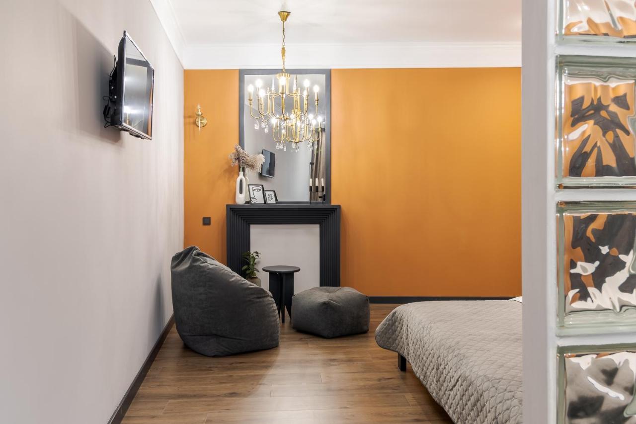 Modern Apartment リヴィウ エクステリア 写真