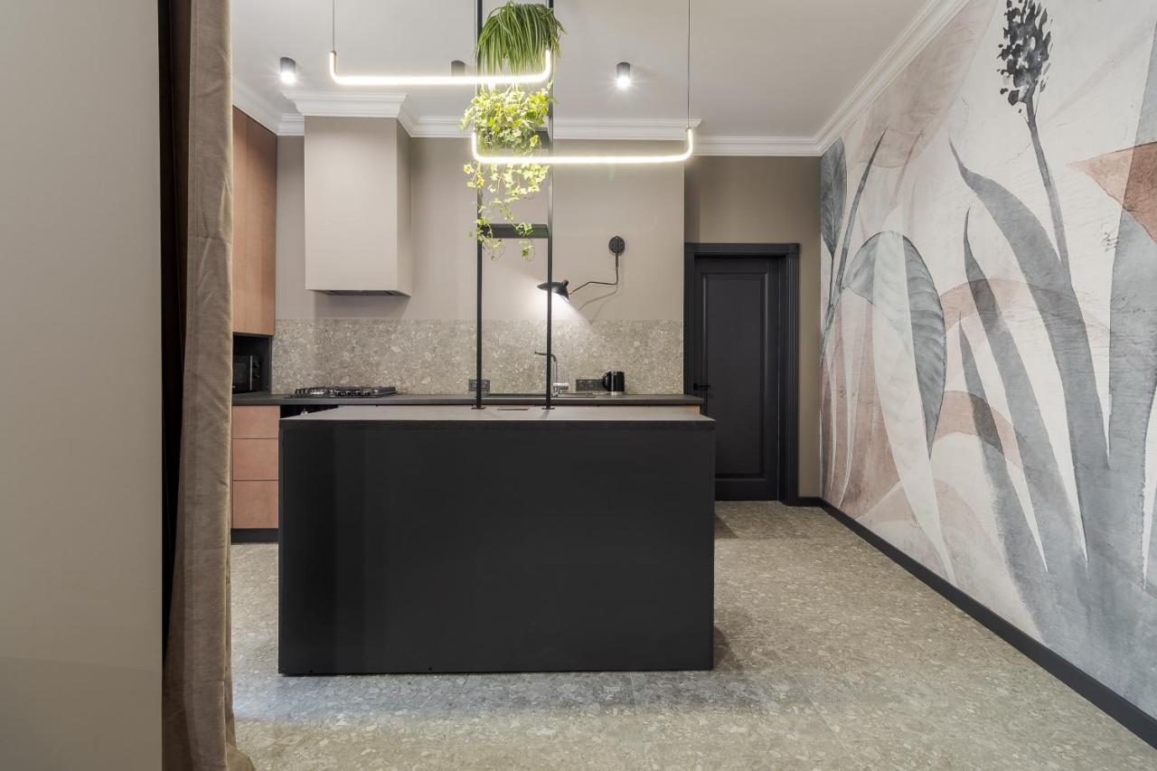 Modern Apartment リヴィウ エクステリア 写真