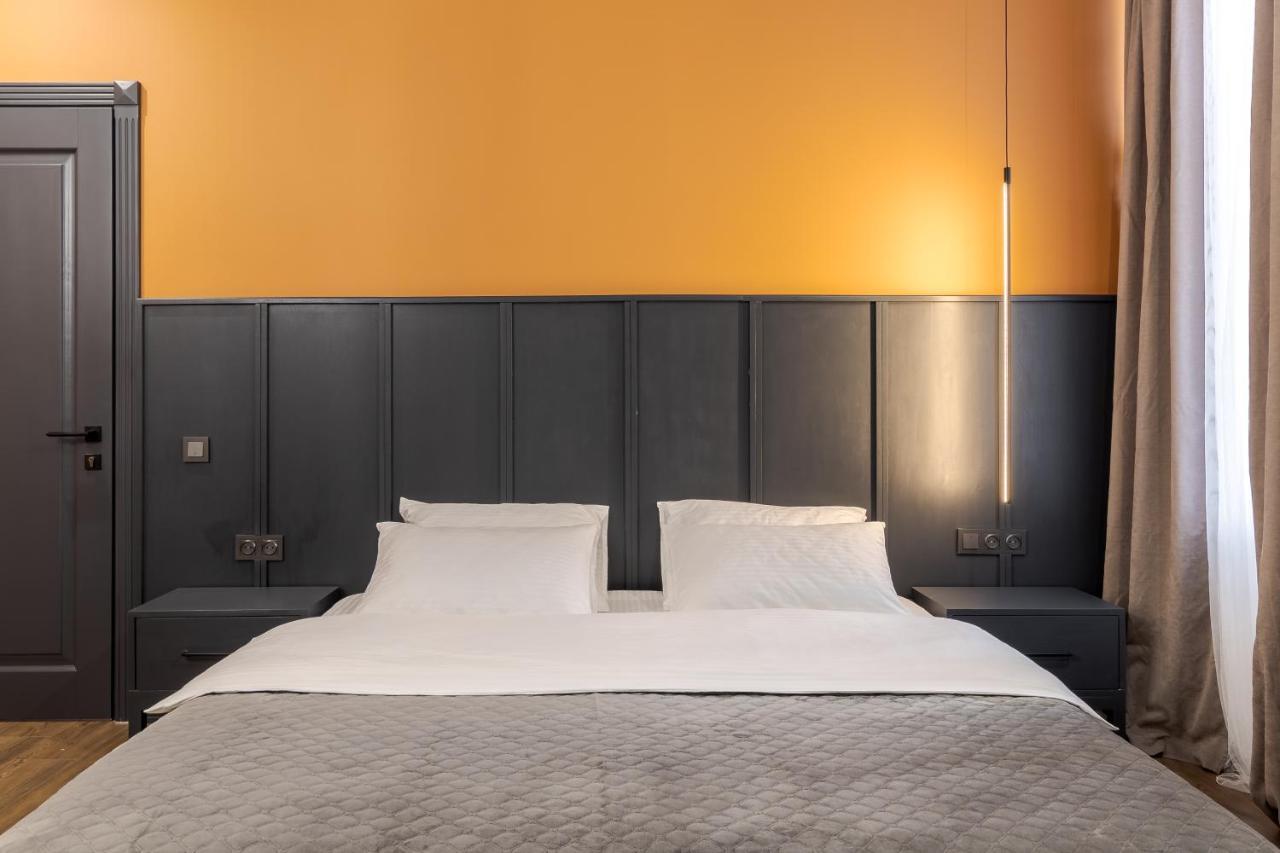 Modern Apartment リヴィウ エクステリア 写真