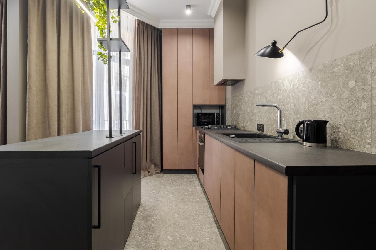 Modern Apartment リヴィウ エクステリア 写真