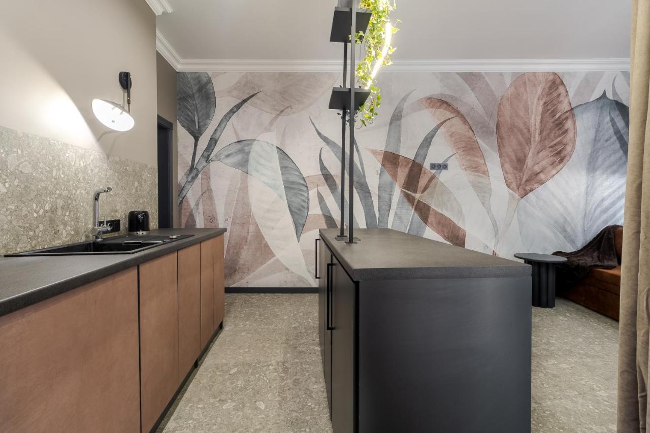 Modern Apartment リヴィウ エクステリア 写真